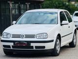 Volkswagen Golf 1.6 Auto Comfortline - gebrauchte VW Golf aus dem Jahr 2000