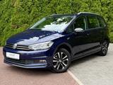Volkswagen Touran 1.6 TDI IQ.DRIVE LED+ACC+SHZ+MFL+PDC+LANE - Volkswagen Touran mit Diesel-Antrieb: Kleinbus, 1.6