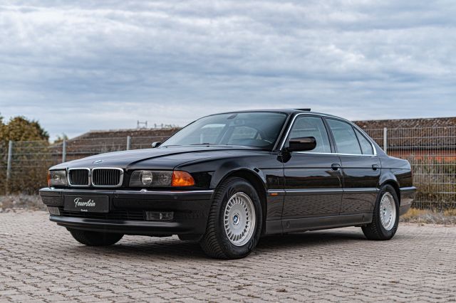 BMW 750i*RARITÄT*TRAUMZUSTAND*V12*SAMMLER