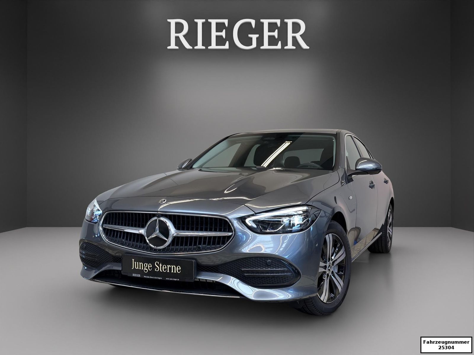 MERCEDES-BENZ C 300 e Avantgarde*AHK*MEMORY*360°*Totwinkel*LED