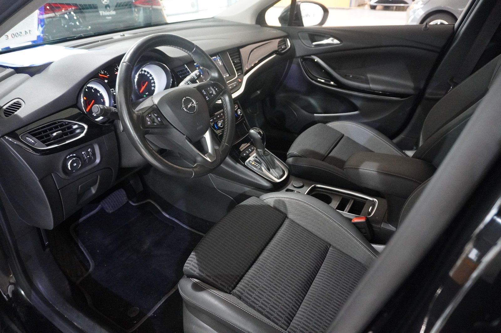 Fahrzeugabbildung Opel Astra K ST 1.4 ELEGANCE NAVI/LED/KAMERA/SPORT/SH