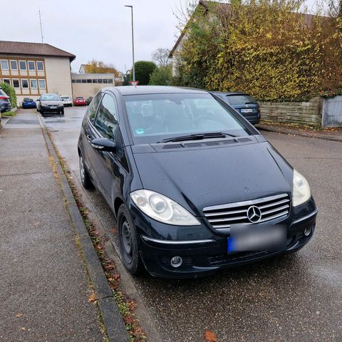 Mercedes-Benz Mercedes A Klasse 180 Cdi schwarz W196