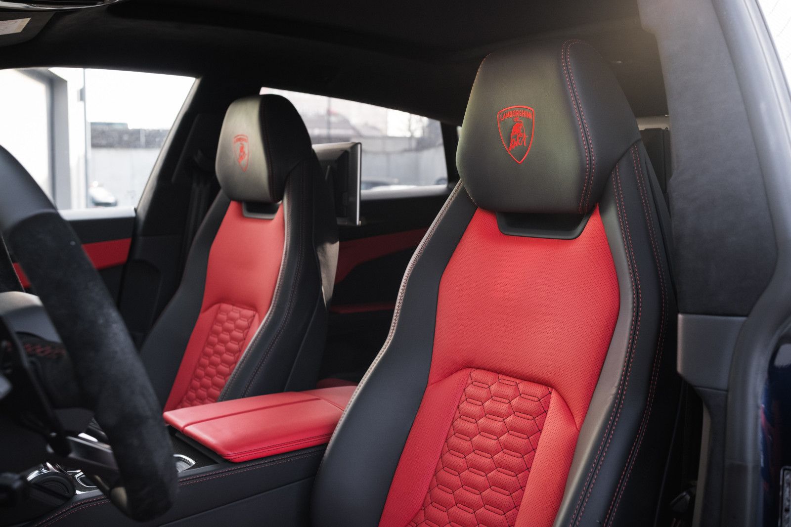 Fahrzeugabbildung Lamborghini Urus 4.0 - Garantie-Dt. Fahrzeug-1.Besitzer-