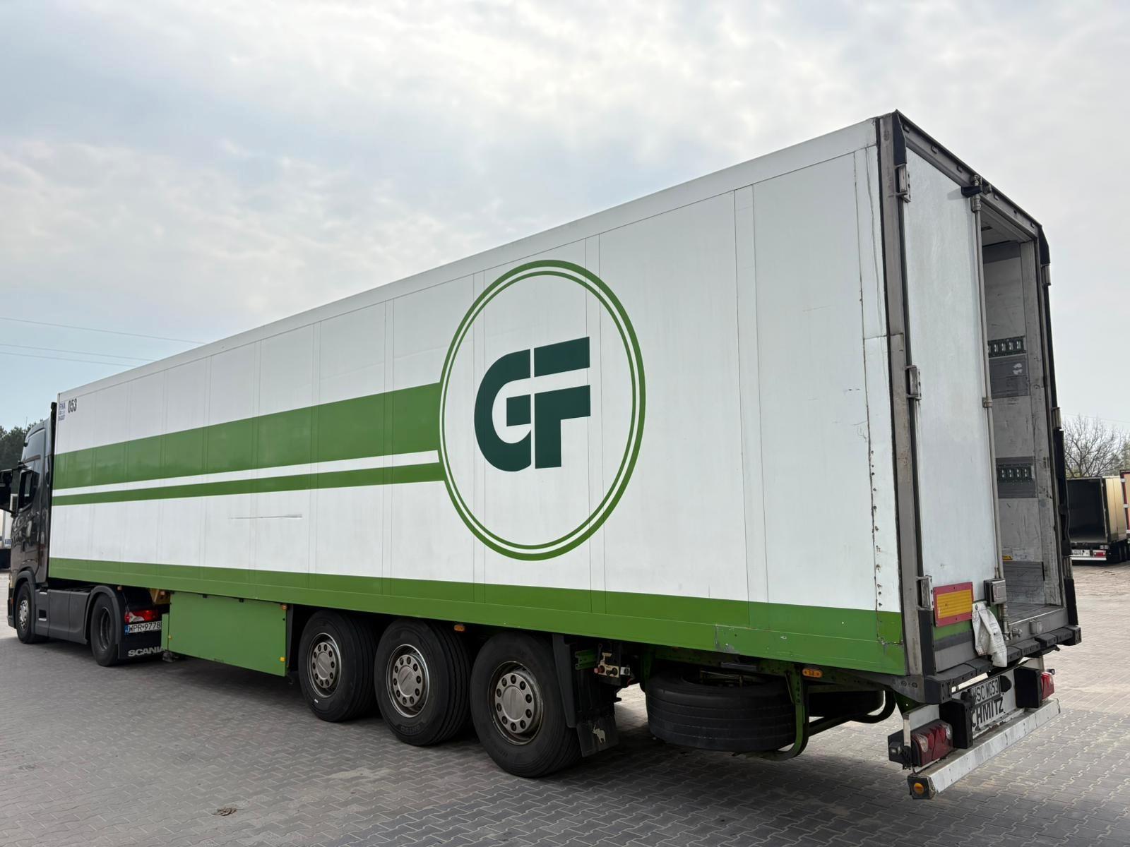 Schmitz Cargobull SKO 24