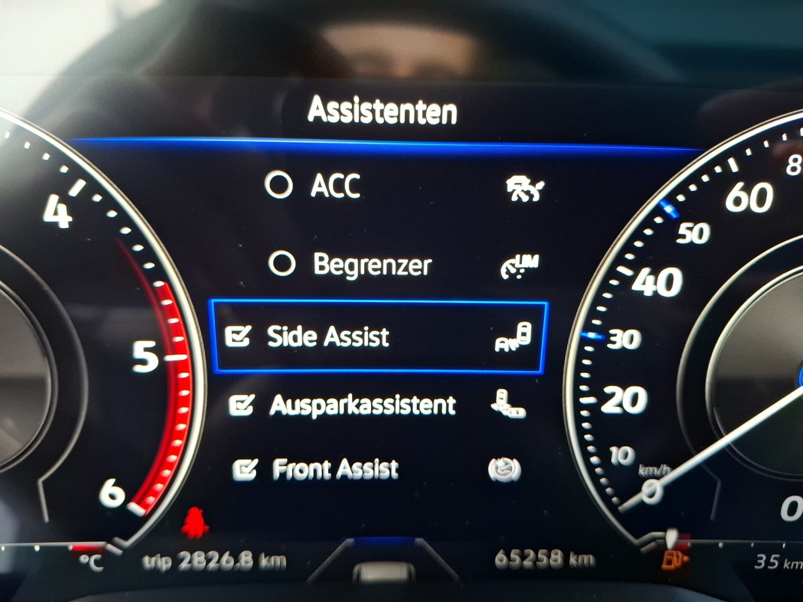 Fahrzeugabbildung Volkswagen Touareg TDI R-Line 4M Matrix AHK Pano Leder Luft