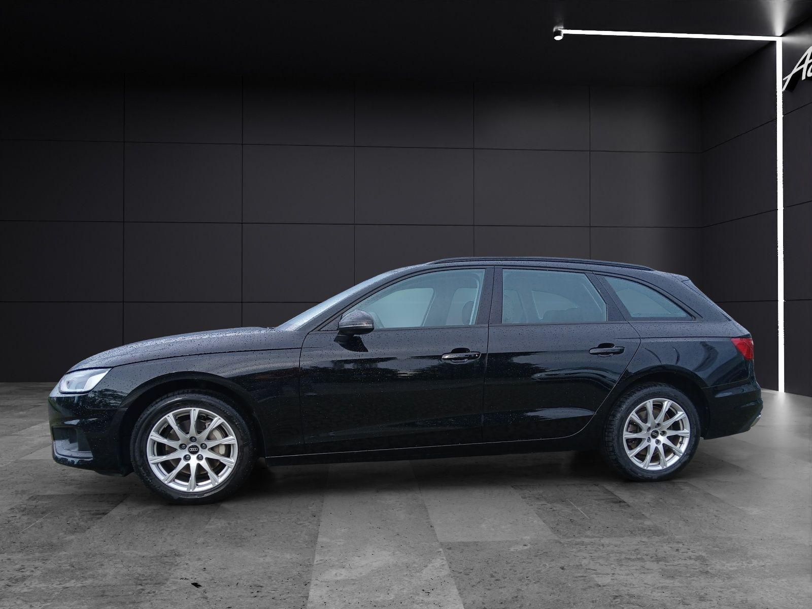 Fahrzeugabbildung Audi A4 Avant 40 TDI basis S-tronic Navi GRA PDC SH L