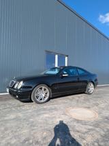 Mercedes-Benz Mercedes CLK 430 V8 - Mercedes-Benz CLK 430 aus 2000