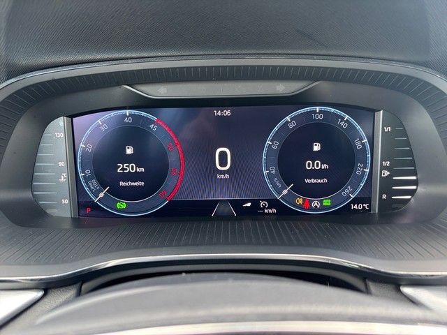 Fahrzeugabbildung SKODA Octavia Combi 2.0TDI DSG Style STNDHZ+MEMORY+LED