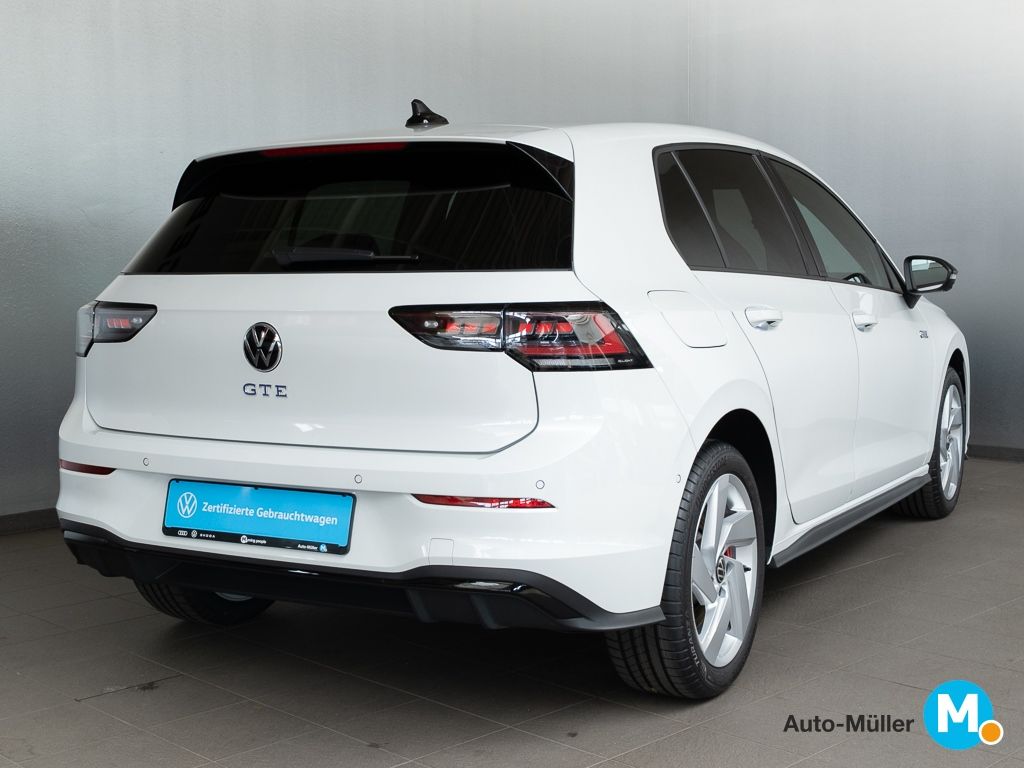 Volkswagen Golf VIII eTSI Hybrid DSG GTE Pano Leder Matrix foto 3