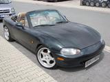 Mazda MX-5 1.6 i Roadster Lackmängel viele Neuteile - Mazda MX-5: Grün, Metallic