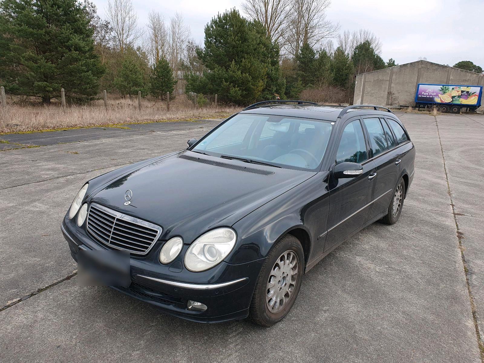 Mercedes-Benz E 320