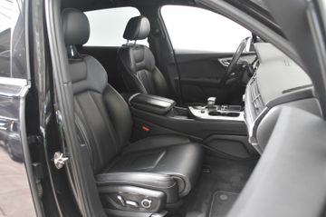 Audi Q7 - 12