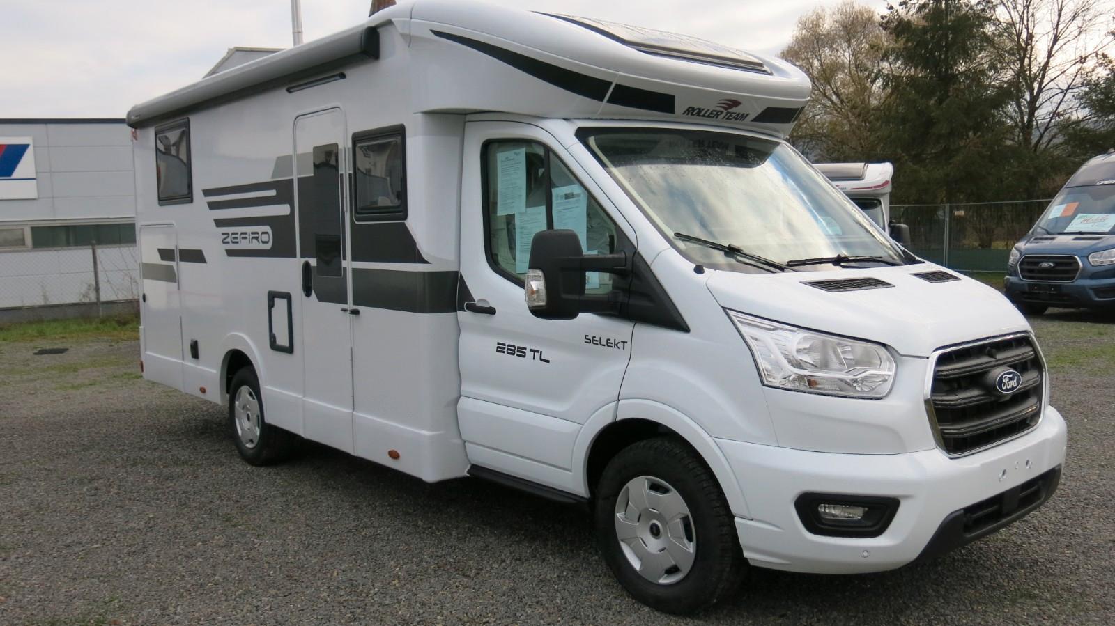 Roller Team Zefiro 285TL, MR 25, Einzel/Hubbett, 5 Sitzplätz