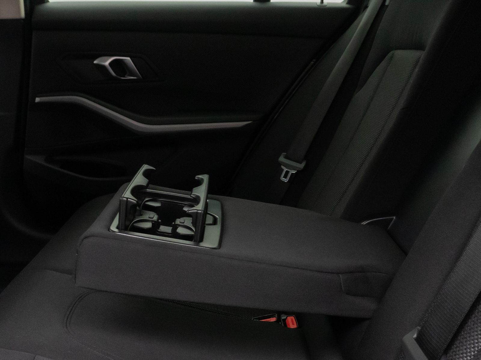 Fahrzeugabbildung BMW 320d xD Kamera DAB CockPit+ Widscreen SportLenkr