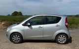 Suzuki Splash 1.0 Basic Basic - silberne Suzuki Splash