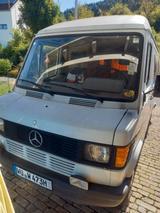 Mercedes-Benz 207D - Mercedes-Benz Diesel Gebrauchtwagen aus dem Jahr 1982