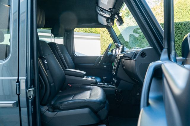 Mercedes-Benz G 350 d/ EXKLUSIV/ HARMAN-KARDON/ 19"/ SPORT PAK Mercedes-Benz G 350 d/ EXKLUSIV/ HARMAN-KARDON/ 19"/ SPORT PAK