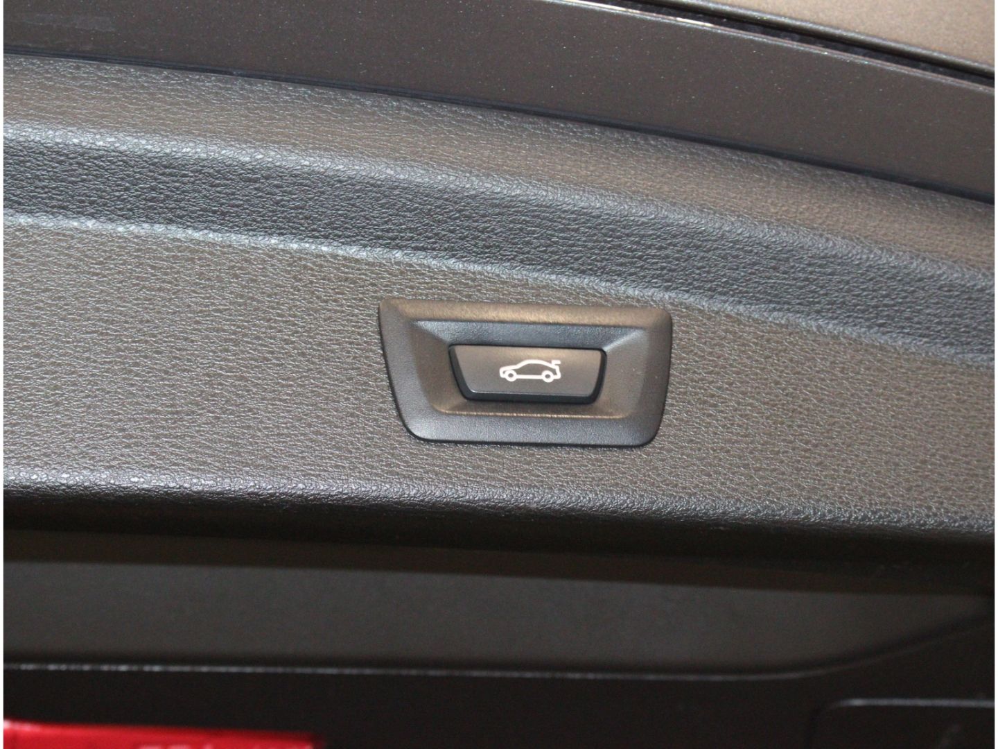 Fahrzeugabbildung BMW X2 xDrive 20 i M Sport X*1.Hand*Pano*HUD*Kamera