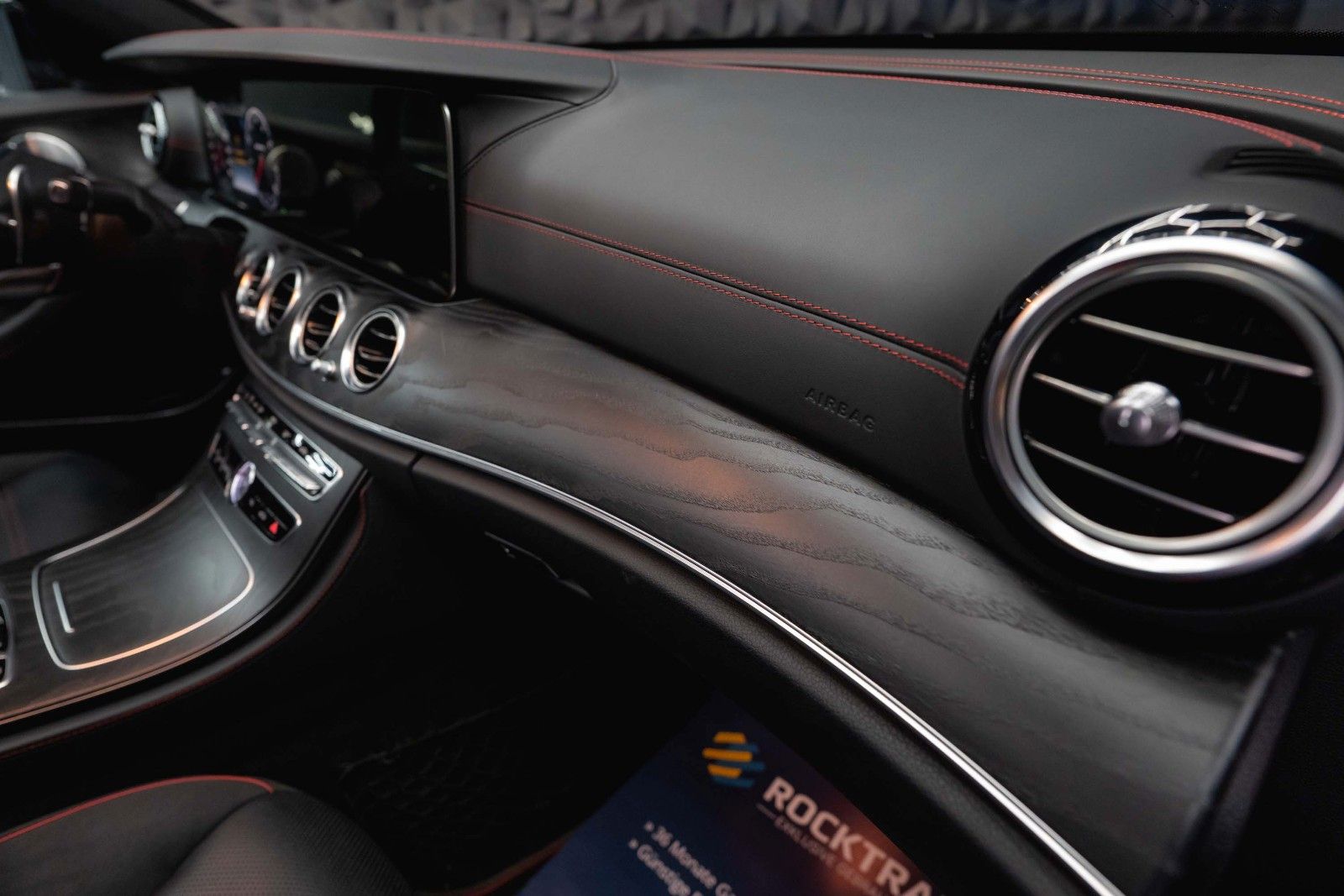 Fahrzeugabbildung Mercedes-Benz E 43 AMG 4Matic Night-Paket *Airmatic*ACC*Pano*