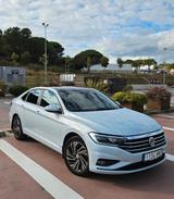 Volkswagen Jetta - weiße Volkswagen Jetta