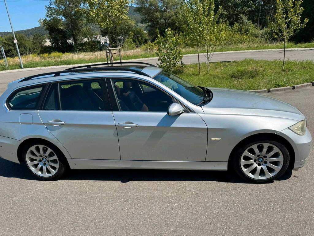 BMW 325