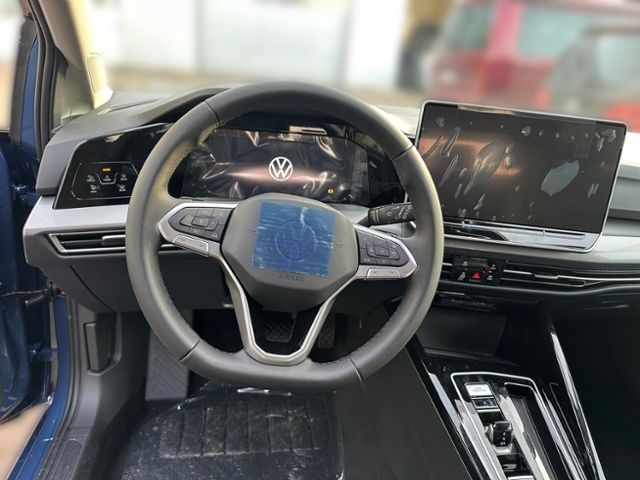 Fahrzeugabbildung Volkswagen Golf Variant Style 1,5 l eTSI OPF 110 kW (150 PS