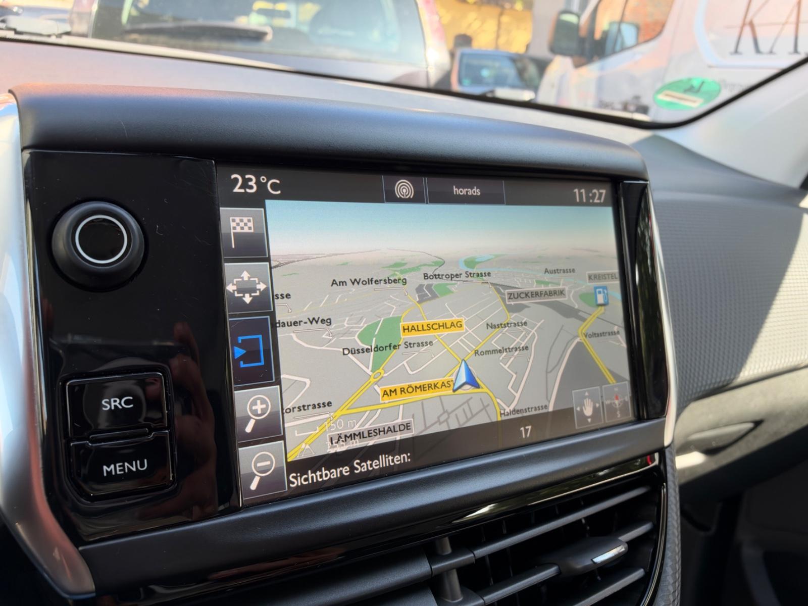 Peugeot 208 Allure*TÜV NEU*KAM*TEMP*APPLE CARPLAY