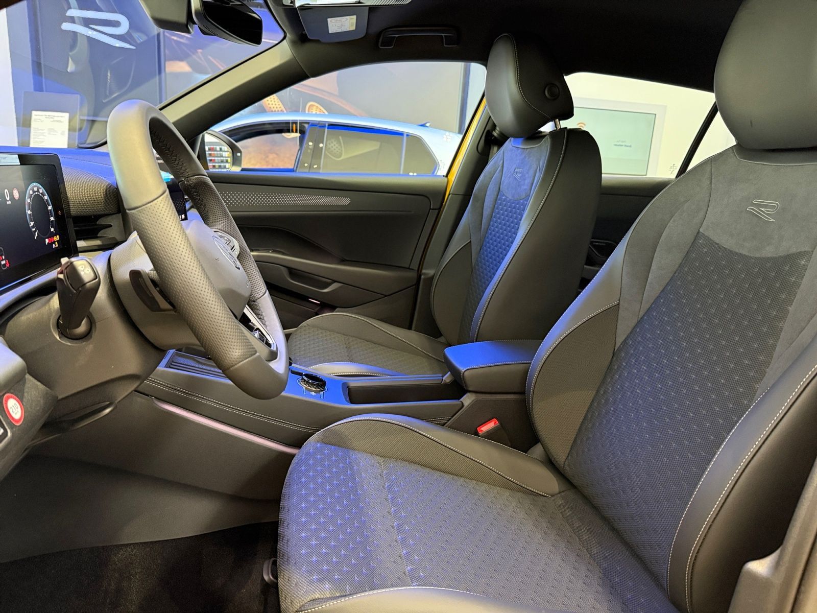 Volkswagen T-Roc - Bild 7