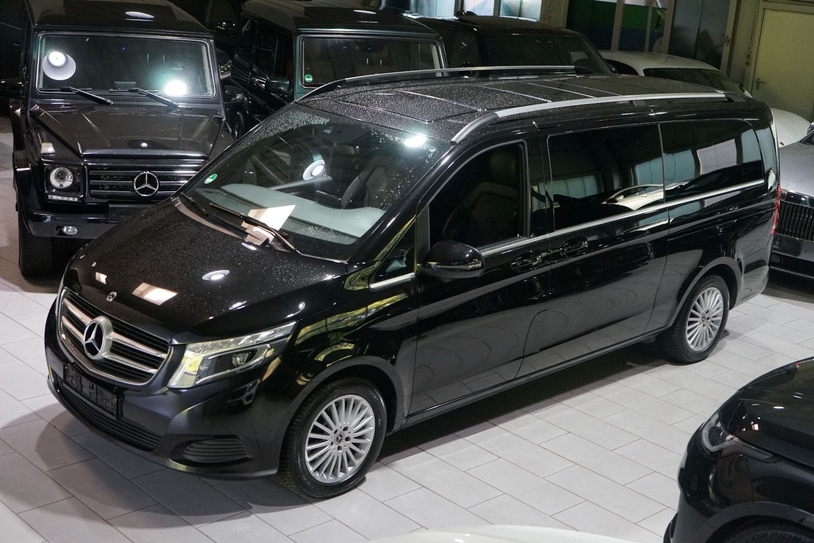 MERCEDES-BENZ V 250 EXTRALANG*AVANTGARDE*8SITZ*2xKLIMA*OM651