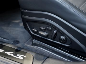 Porsche Panamera - 8