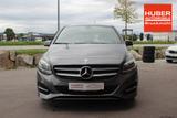 Mercedes-Benz 1.6l 90kW KAT B 180 AHK/METALLIC/PDC 90 kW (1... - mit Benzin-Antrieb: Metallic