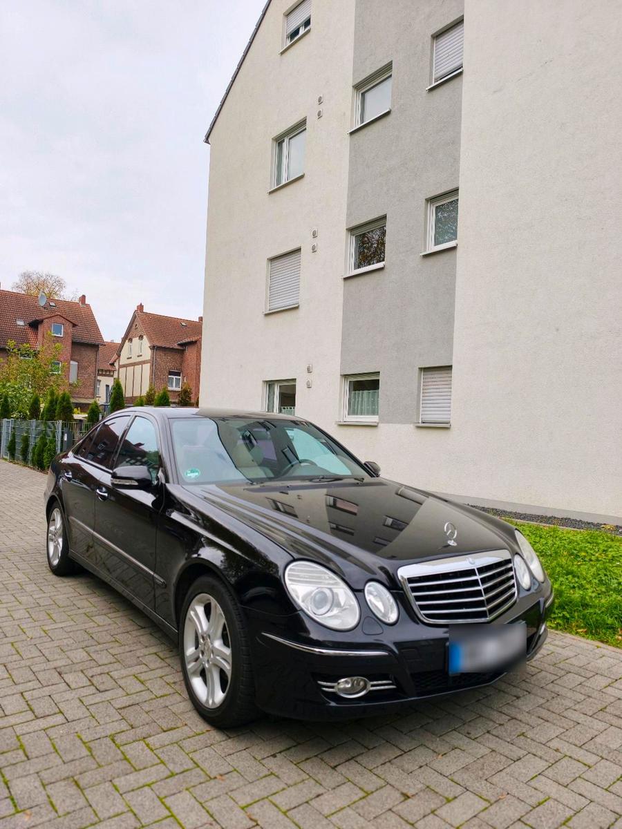 Mercedes-Benz CE 300