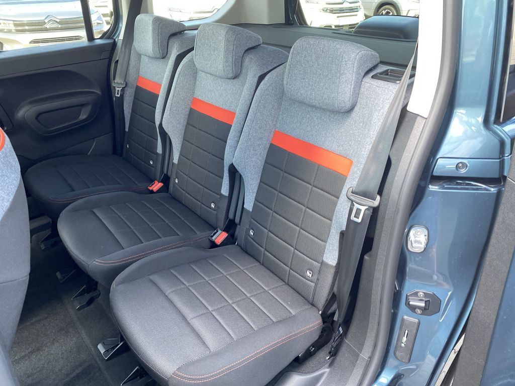 Fahrzeugabbildung Citroën Berlingo M Diesel 130 Automatik MAX XTR*ACC*Wint