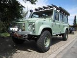 Land Rover Defender 110 HUE166 Heritage 2.2 tdci - Land Rover Defender in Bochum