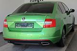 Skoda Octavia Lim. RS,Leder,Navi,Bi-Xenon,SH,Panorama - Skoda Octavia mit Diesel-Antrieb: Standheizung