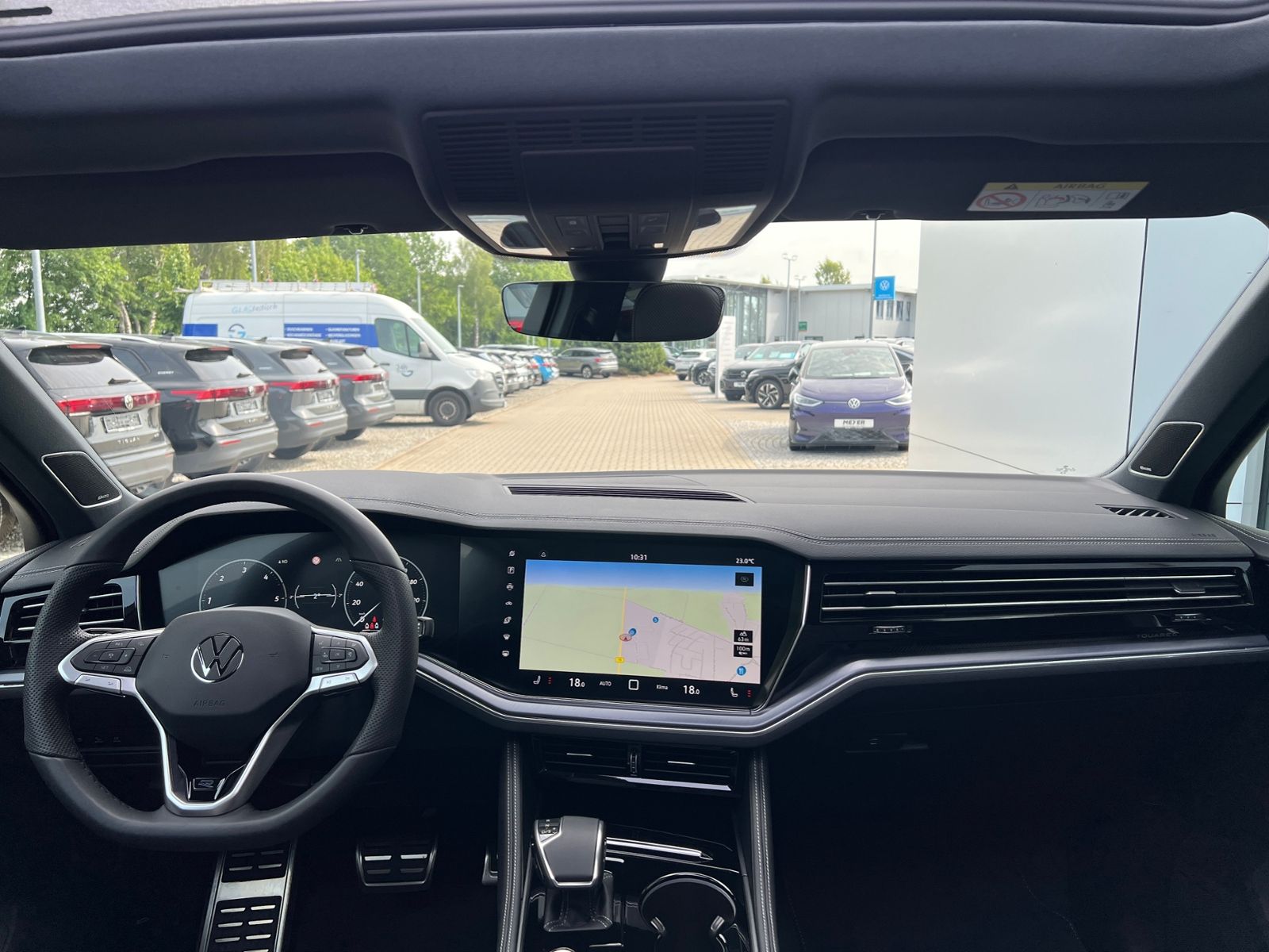Fahrzeugabbildung Volkswagen Touareg R-Line 3.0 TDI *BlackStyle, AHK, Luft, P