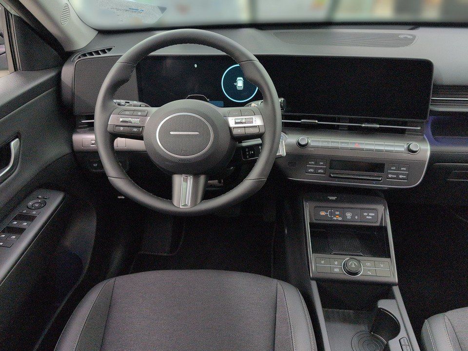 Fahrzeugabbildung Hyundai KONA MY25 1.6T AT 4WD PRIME 360+NAVI+LED+SHZ+QI+
