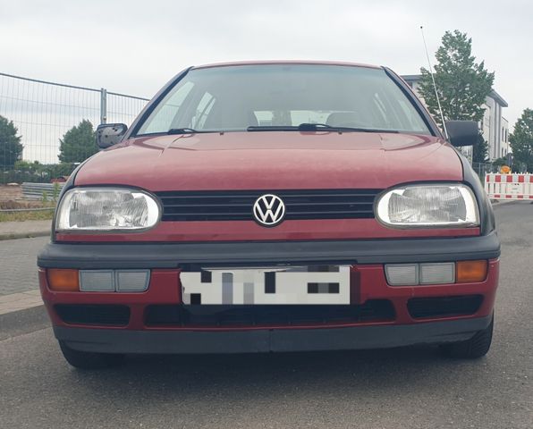 Volkswagen Golf 1.8 55kW