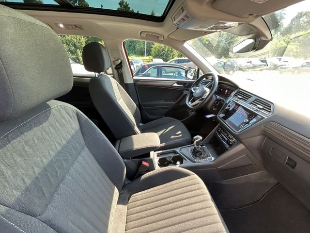 Tiguan Allspace 2.0TDI DSG Navi*Assist+*ACC*Pano