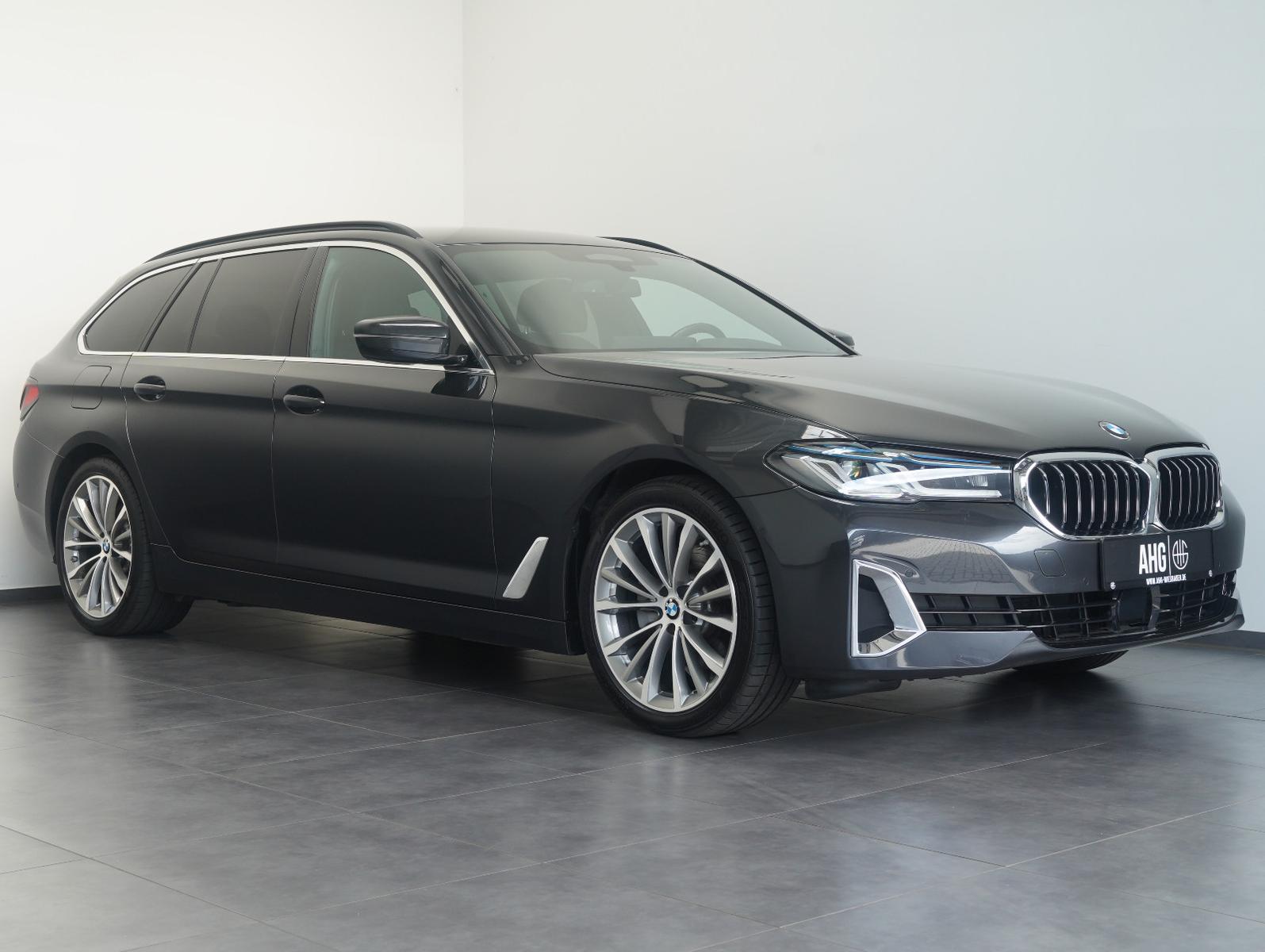 BMW 520 d xDrive Touring Luxury Line LASER/HUD/LM19"