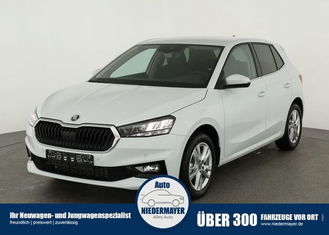 Skoda Fabia 1.0 TSI 130 Jahre, Kamera, Side, Winter, L