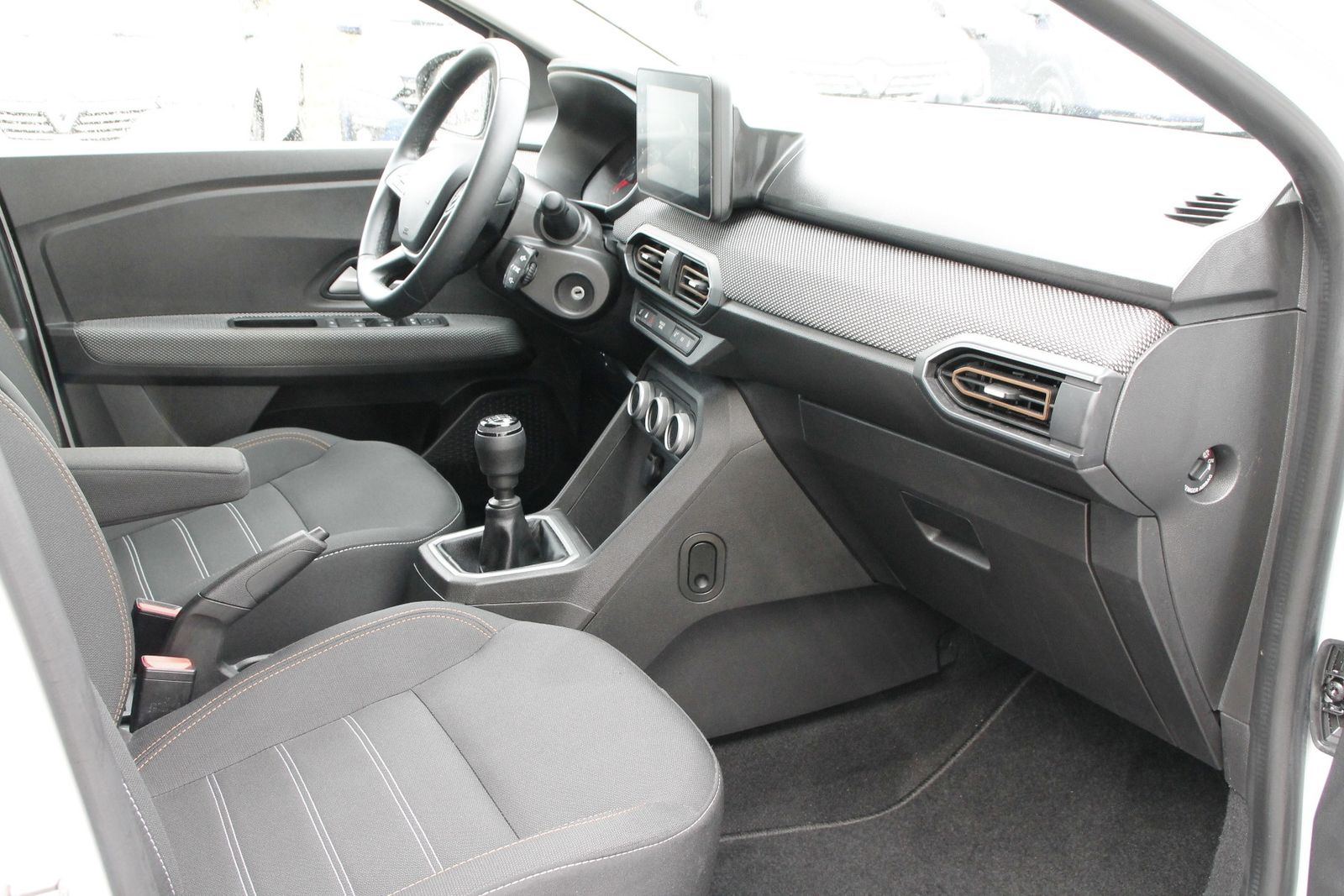 Fahrzeugabbildung Dacia Sandero III 1.0 TCe100LPG Stepway Expression