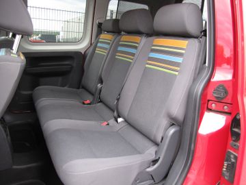 Volkswagen Caddy - 9