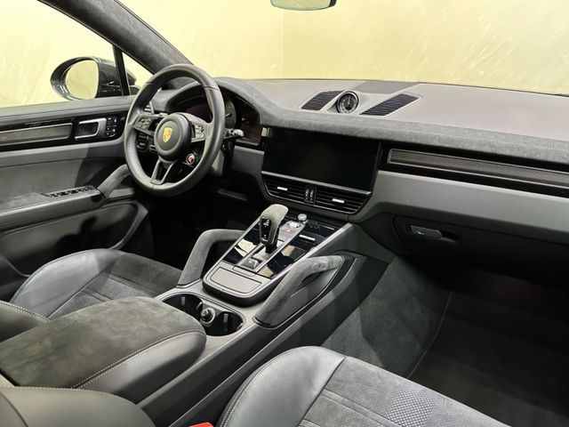 R.W. Exclusive Cars