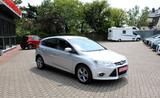 Ford Focus Limousine Champions Edition Navi PDC SHZ - Ford Focus: Champions Edition