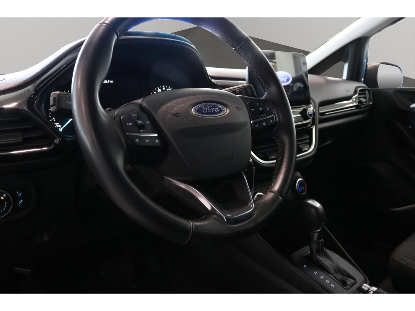 Fahrzeugabbildung Ford Fiesta Trend Apple CarPlay Android Auto WLAN Spu