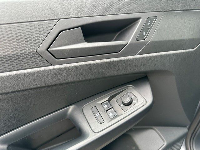 Fahrzeugabbildung Volkswagen Caddy Kombi 2.0TDI LED+ACC+AHK+++