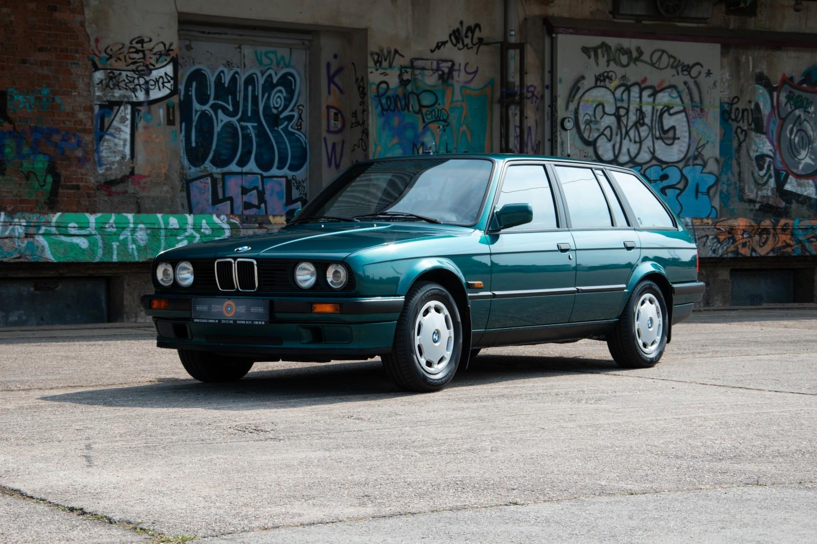 BMW E30 316i Touring Scheckheftgepflegt