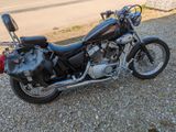 Yamaha XV 125 und XV 250 - YAMAHA 250 XV