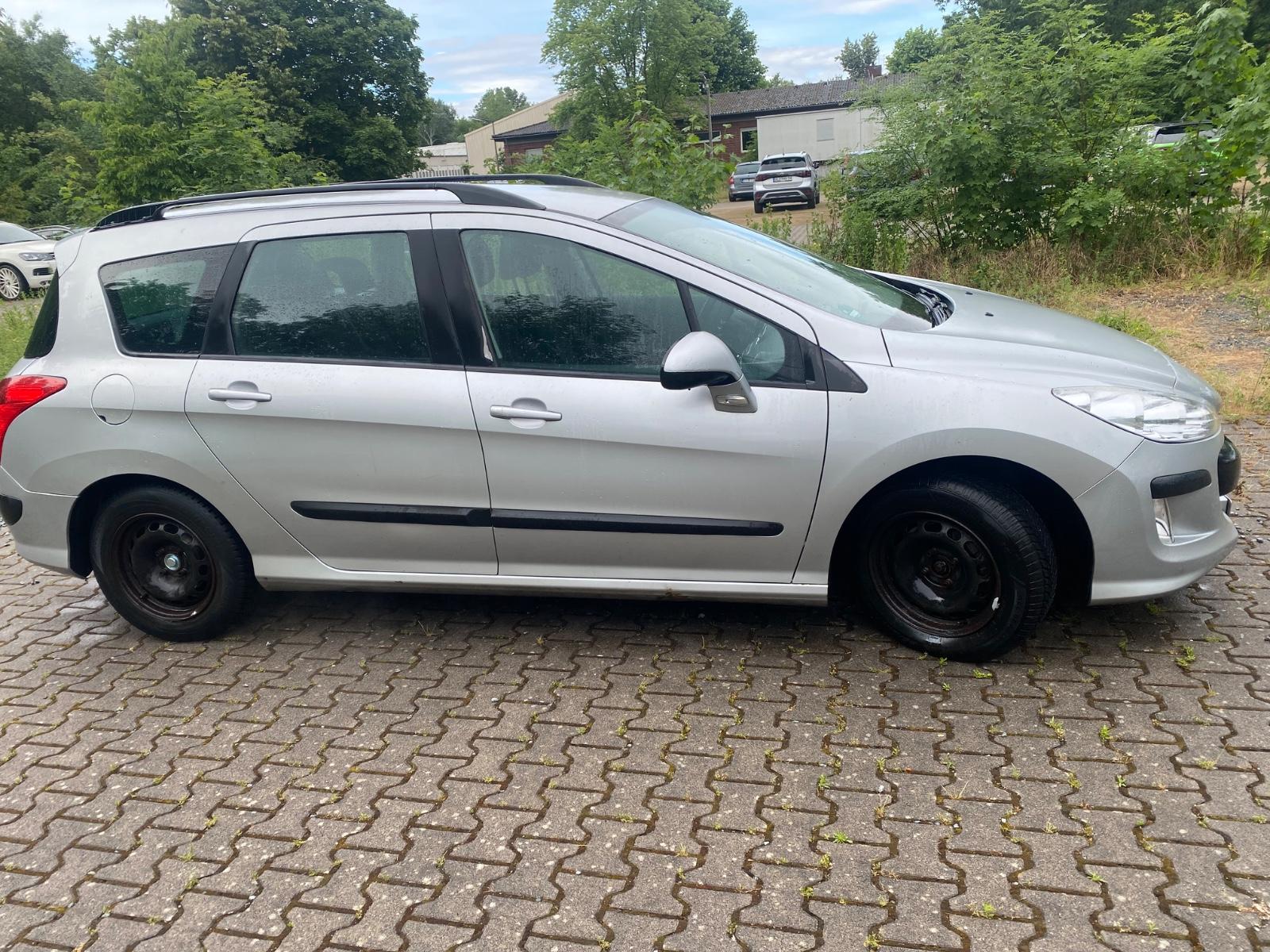 Peugeot 308 2009 — engine 1.560 cm³, 109 HP (80kW)